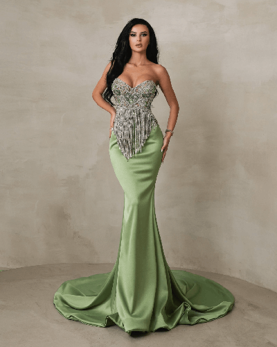 Robe sans manches vert clair Isolara avec pompons argentés