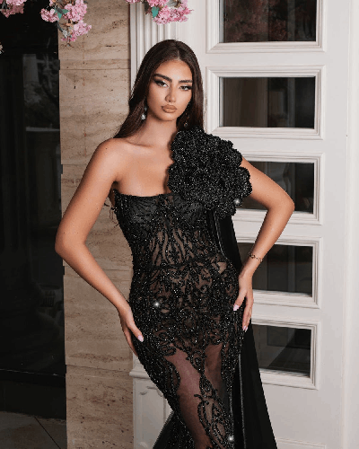 Robe noire Matilda avec pierres scintillantes