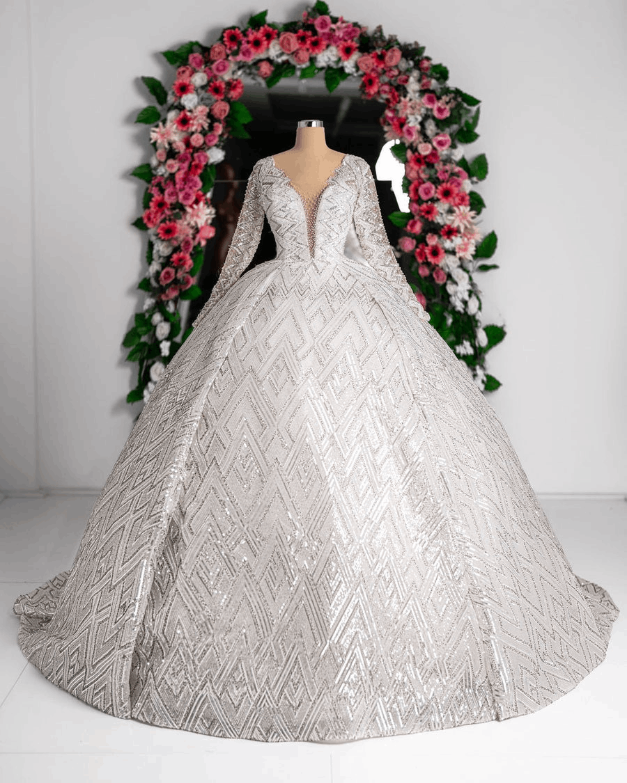 Robe de mariée Nisa avec paillettes et pierres